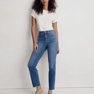 VTG Madewell Stovepipe Jeans Sz 28 tear in backside and pocket